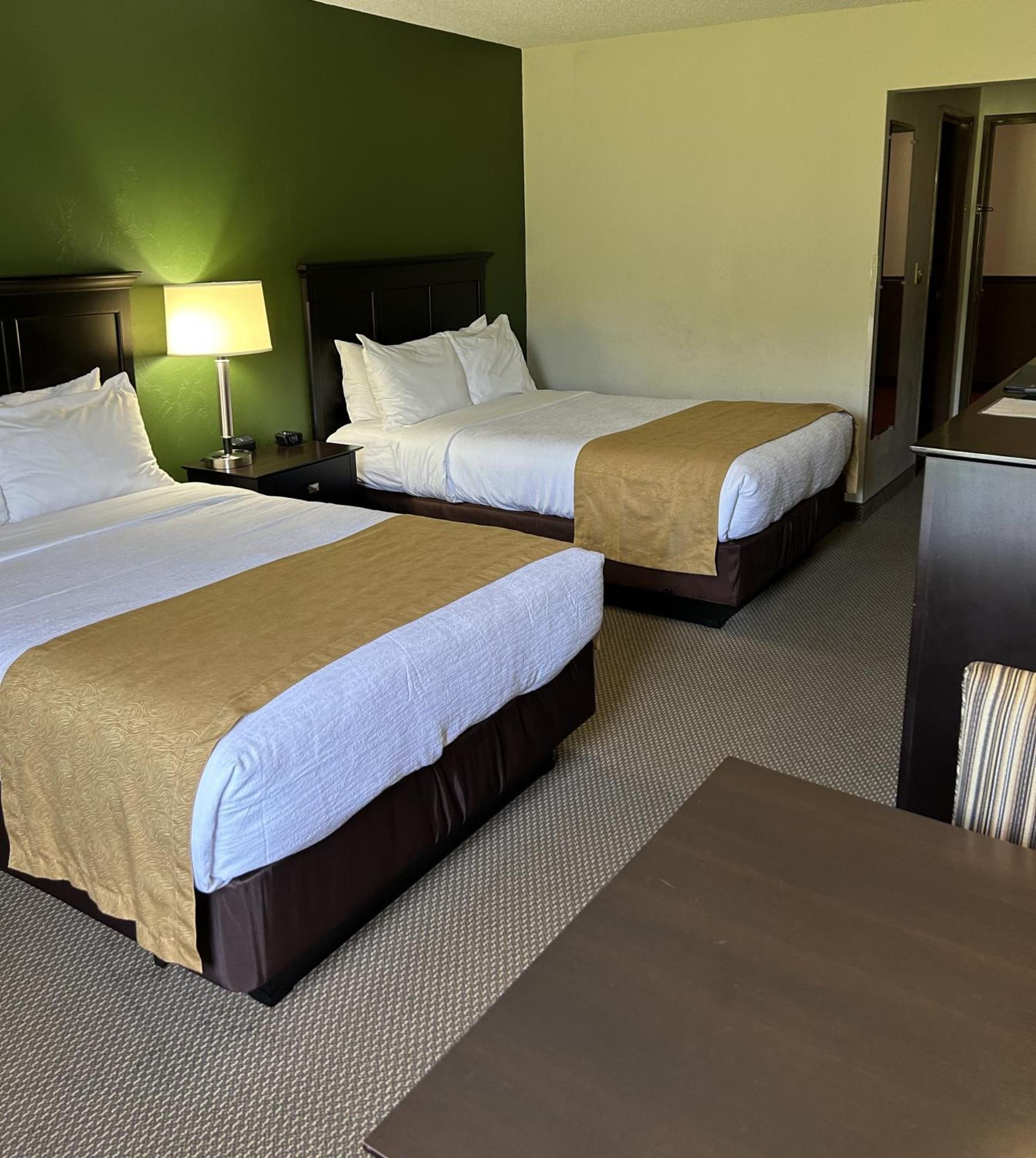 Boarders Inn & Suites By Cobblestone Hotels - Munising Wetmore 外观 照片