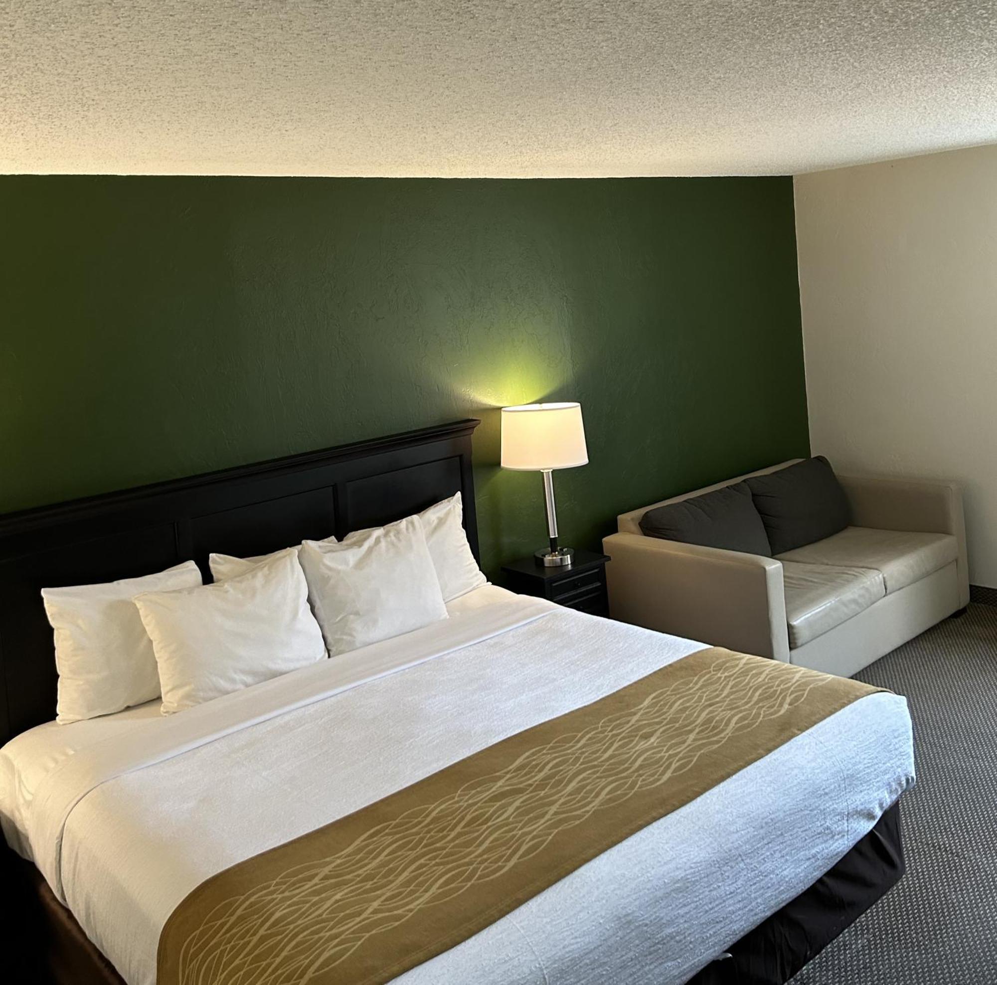 Boarders Inn & Suites By Cobblestone Hotels - Munising Wetmore 外观 照片