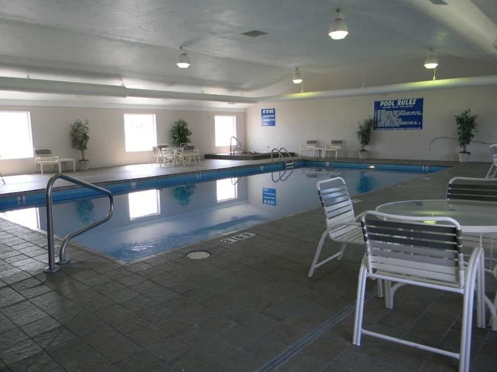 Boarders Inn & Suites By Cobblestone Hotels - Munising Wetmore 外观 照片
